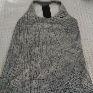 Nike Women's Gray Patterned Tank Top